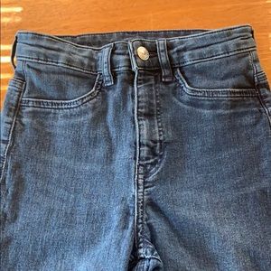 H&M blue skinny jeans